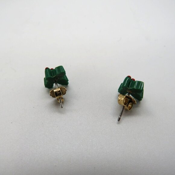 Vintage Holly Leaf Stud Earrings Red Berries Christmas Holidays Lightweight - Picture 5 of 5